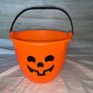 New Halloween pumpkin trick or treat basket